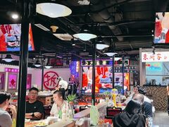 -马路牙子烧烤音乐酒馆(望京店)