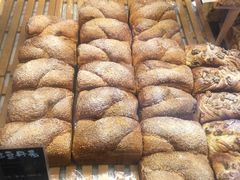 -Dough&Joe团憩(瑞虹天地月亮湾店)