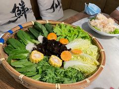 蔬菜拼盘-尚尚仙·酸汤猪手·猪肚鸡火锅(华联万柳购物中心店)