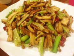 -C31地窖餐厅(黑龙江北路店)