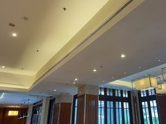 -亚龙湾希尔顿自助餐厅·海鲜·烧烤·沙滩BBQ·现场乐队