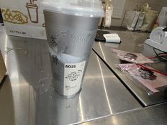 -喜茶(上海淮海中路渔阳里店)