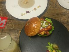 -HIGH FIVE哈福手工汉堡(桂林路店)