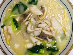 -明呈黄鱼面馆(斜土路店)