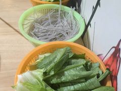-茂县小辣椒川菜馆-羌家铜锅土火锅