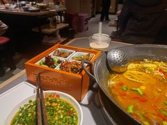 -吃城都·鱼蛙火锅(西玉龙街店)