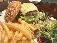 -云庭咖啡厅· 中航泊悦酒店(虹桥T2店)