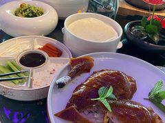 精品烤鸭-悦江(梅奔中心店)