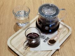 -ZING COFFEE 镜咖啡