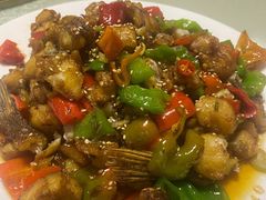 爆炒野生狗鱼块-煲来饱去冷水鱼