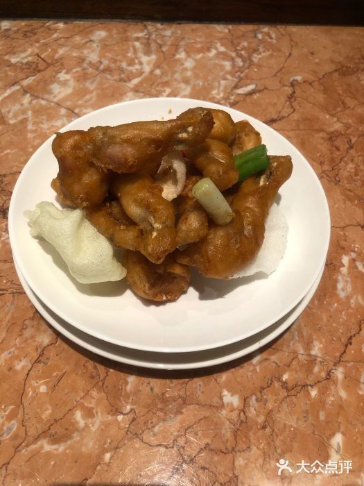 金玉满堂潮州酒楼(无限极荟购物广场店)椒盐牛蛙图片