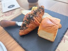 -Mark&Mars Restaurant