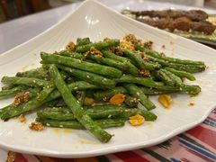 -清真·玛丽亚新疆菜主题餐厅(浙江中路店)