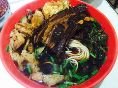 -小龙大肉面馆