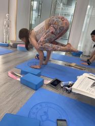 -亚太瑜伽普拉提学院