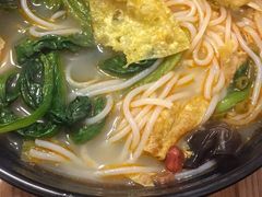 -螺小胖柳州螺蛳粉(钟楼总店)