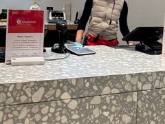 -lululemon(比斯特购物村店)