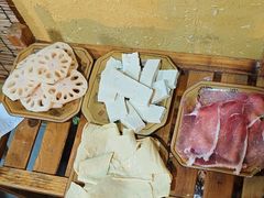 -颜氏双江清水鱼一养身火锅(磁器口店)