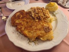 黄金小牛排-Old Swiss House