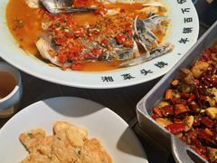 三分半钟好鱼头-湘间田舍(北仑银泰店)