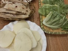 -超越炭火牛蛙火锅鸡(河东店)