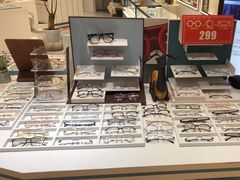 -沫芮眼镜·蔡司·依视路·尼康明月(环创店)