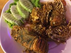 -J Daeng Seafood