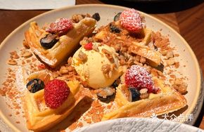 Strawberry Waffle Ice Cream