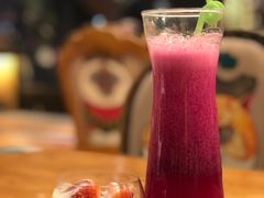 -more than meow吴止猫主题餐厅(承德 中船汇店)