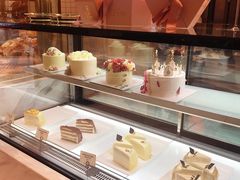 面包甜点陈列柜-爱上甜蜜蜜(田盛街店)