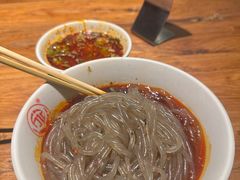 -万记麻辣烫国展总店