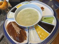 -真地道京味府·鲜橙烤鸭·北京菜(朝外大街东大桥店)