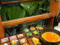 -银米·云南传统过桥米线(双廊黑金冠店)