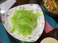 炒青笋-口口香小吃店