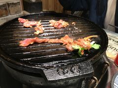 -燚店·铁板鱼蛙·烤肉·烤串(北新桥店)