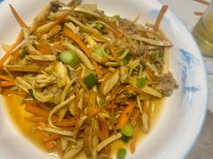 -小乡小镇·传承桐庐土菜·老板亲自烧的菜