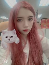 -镁连社·美联社