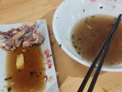 -朱鸿兴面馆(镇湖店)