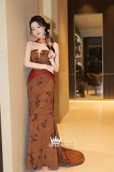 点击看大图 -艾拉·女王婚纱礼服馆