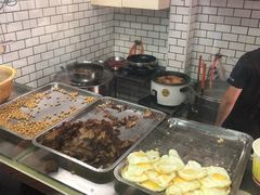 自助取餐区-覃肥叔桂林米粉(粮道街店)
