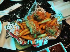 -Famous肥猫墨西哥音乐餐吧(五棵松华熙LIVE店)