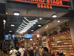 -ABC MART(心斎橋店)