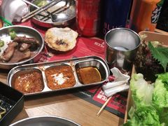 -青瓦炭韩潮烤肉(花园道店)