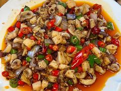 -大众跷脚牛肉馆·非遗传承单位(峨眉山店)