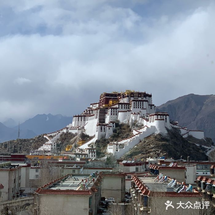 平措康桑·和牛自助观景餐厅(布达拉宫店)景观位图片