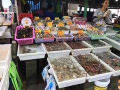 -拉威海鲜市场