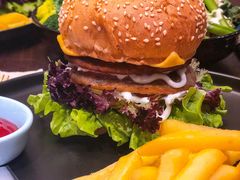 -ZING COFFEE 镜咖啡