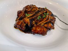 -王朝大酒店徐汇店-地面停车场