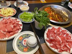 -沸炉重庆老火锅(军事博物馆店)