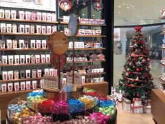 -Laderach 莱德拉(上海环贸iapm店)